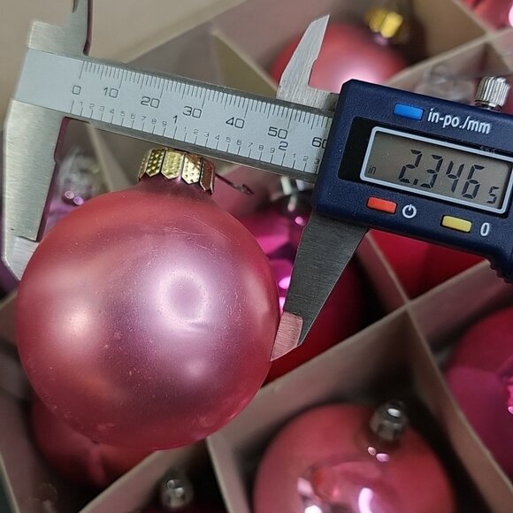 Pink Christmas Baubles 16pcs Various Sizes Vintage Germany Poland Ornaments - Picture 10 of 15